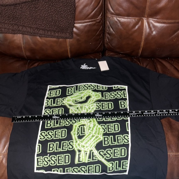 🆕 Women’s Black Blessed Shirt Size 2XL - Picture 3 of 6